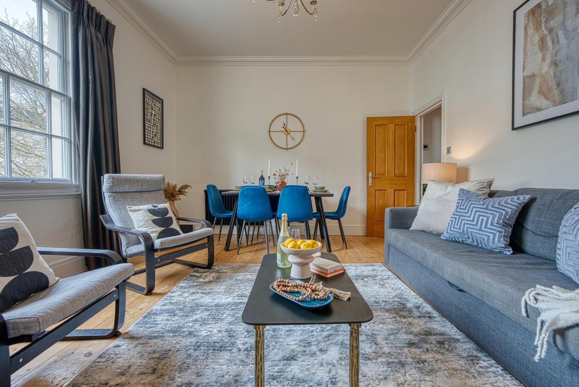 2 Bed Stunning Chic Modern Spacious Apt, Ocean Village, Southampton - Plenty Of Parking - By Blue Puffin Stays エクステリア 写真